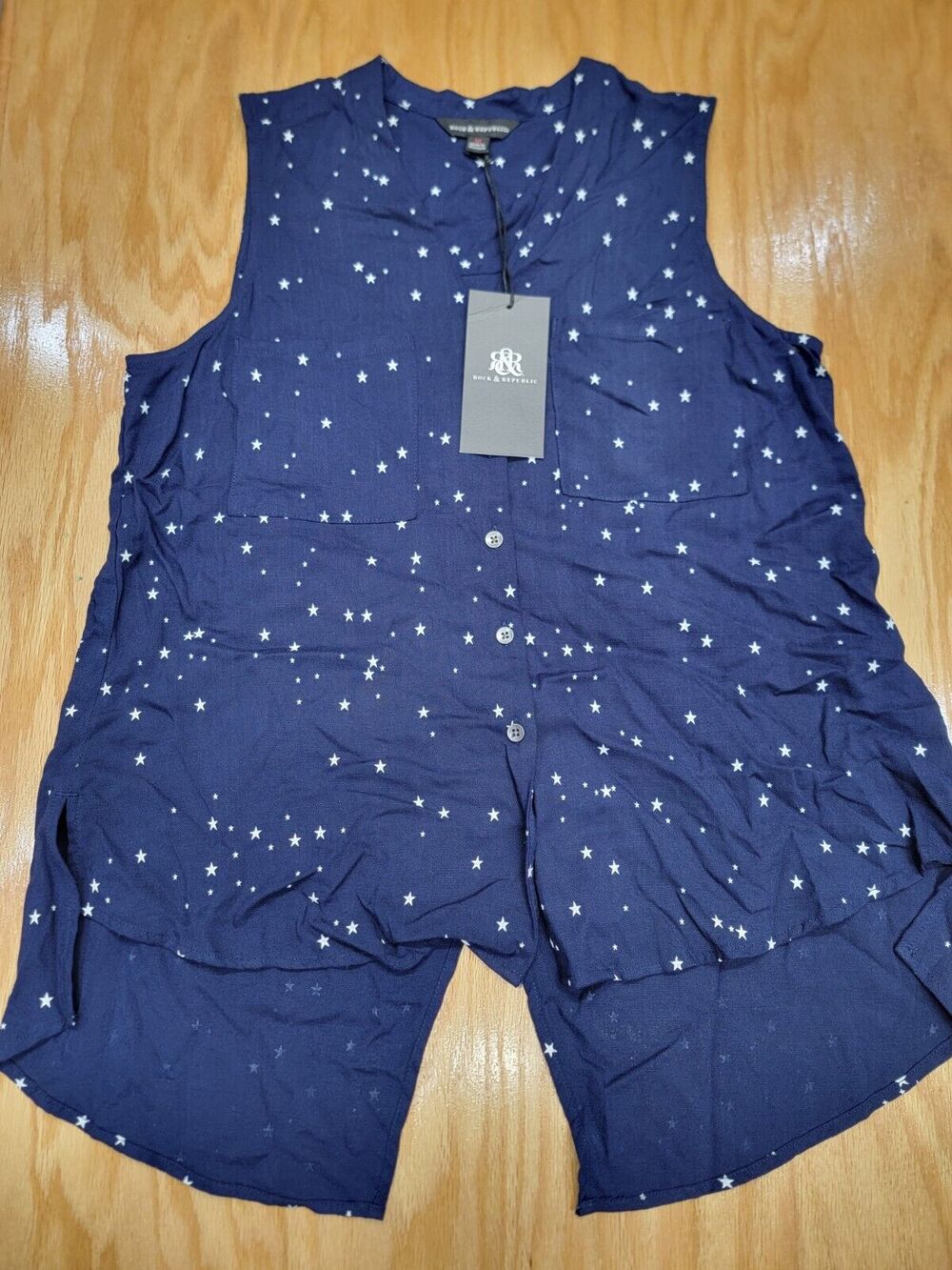 Rock & Republic Blouse Women's Medium Blue 100% Rayon Stars Pattern Med B82